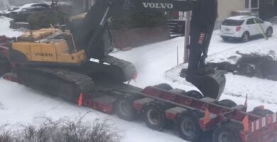 Excavadora Remolca A Camión